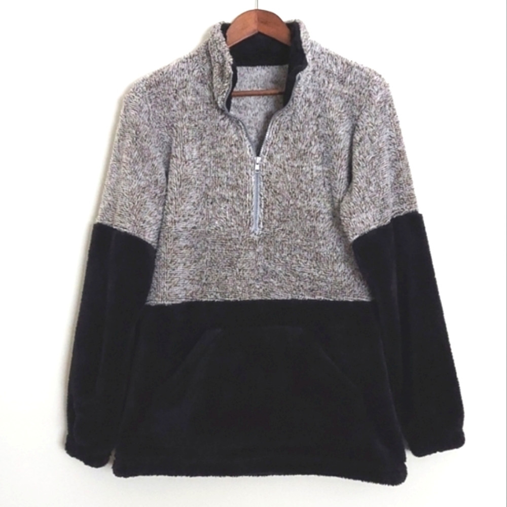 Soft Colorblock Sherpa Quarter Zip Pullover size Small